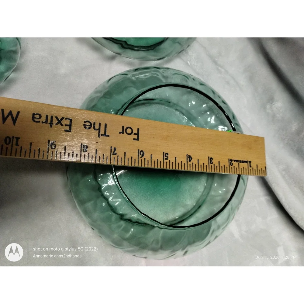 N/A green glass